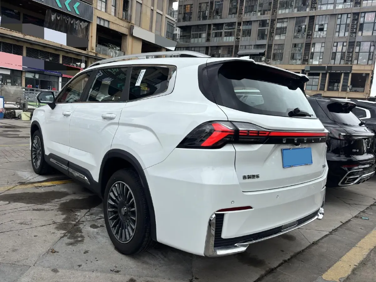 2025 Geely Okavango L 2.0T 218HP L4 7DCT,autocango,china used car exporter,china ev exporter,chinese used car exporter,chinese used ev exporter