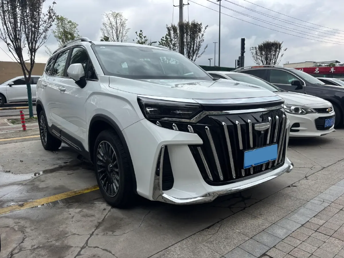 2025 Geely Okavango L 2.0T 218HP L4 7DCT,autocango,china used car exporter,china ev exporter,chinese used car exporter,chinese used ev exporter