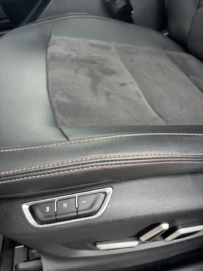 2025 Geely Okavango L 2.0T 218HP L4 7DCT,autocango,china used car exporter,china ev exporter,chinese used car exporter,chinese used ev exporter