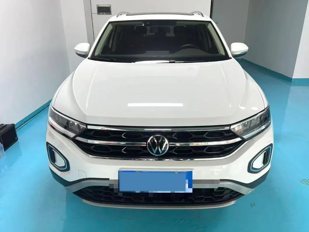 2023 Volkswagen T-Roc 1.4T 150HP L4 7DCT,autocango,china used car exporter,china ev exporter,chinese used car exporter,chinese used ev exporter