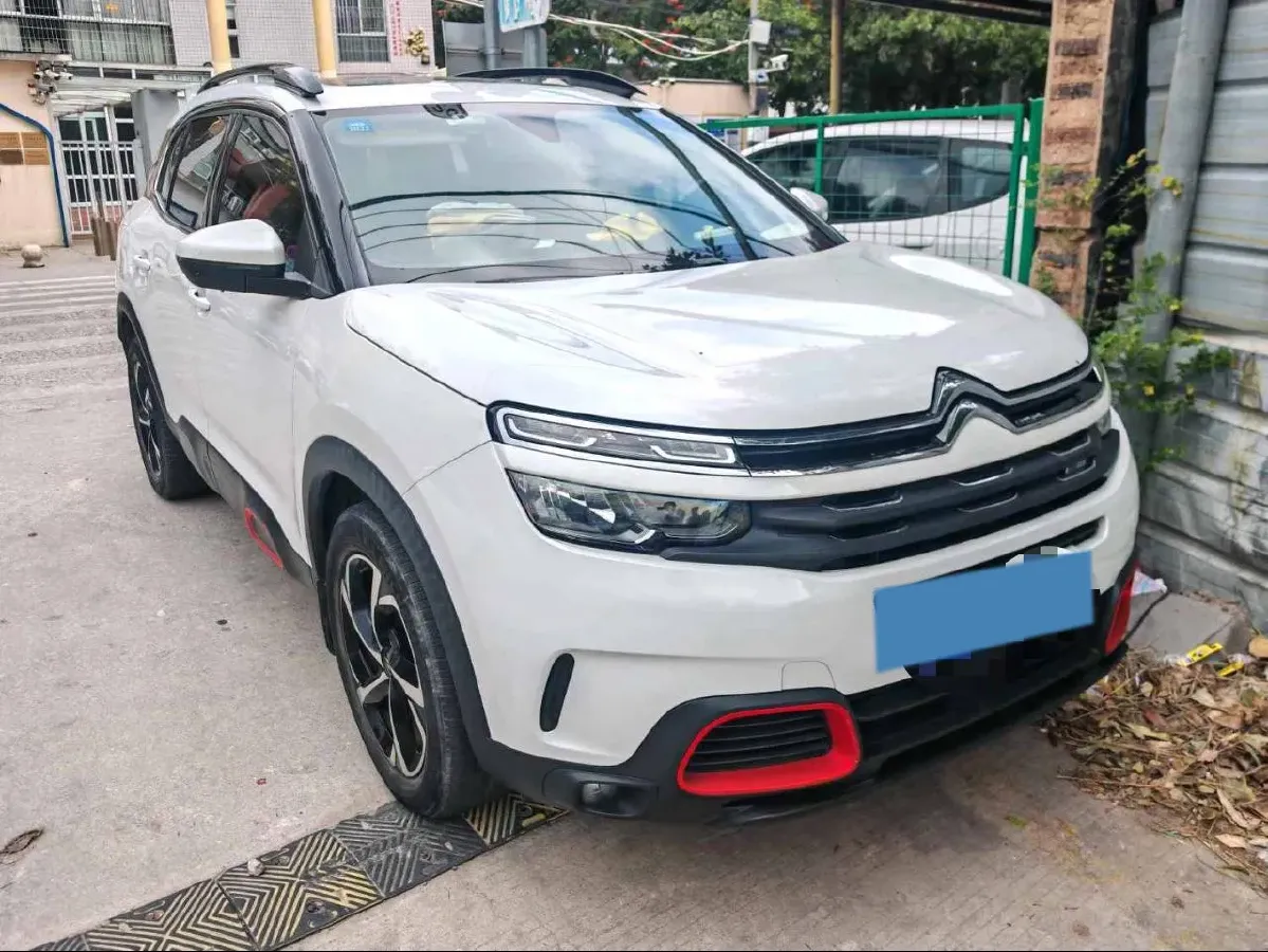 2020 Citroen C5 Aircross 1.6T 170HP L4 6AT,autocango,china used car exporter,china ev exporter,chinese used car exporter,chinese used ev exporter