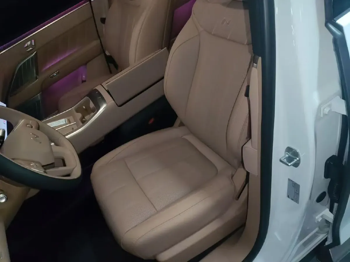 2026 ONVO L90 BEV,autocango,china used car exporter,china ev exporter,chinese used car exporter,chinese used ev exporter