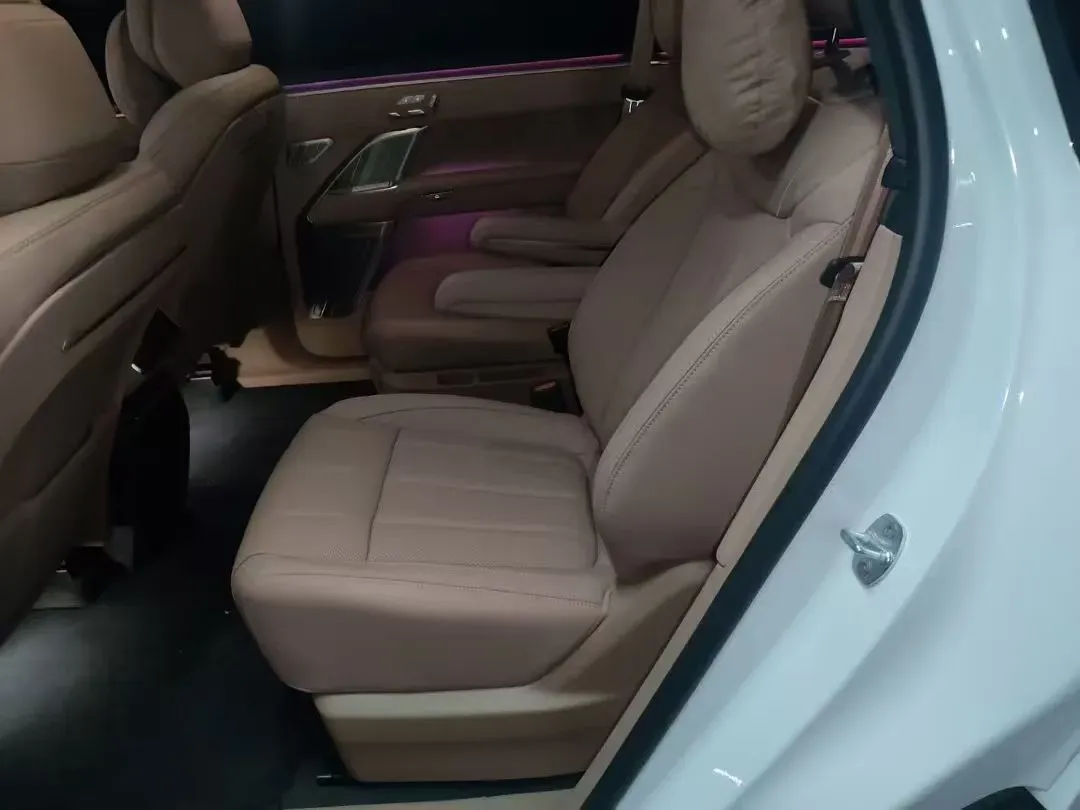 2026 ONVO L90 BEV,autocango,china used car exporter,china ev exporter,chinese used car exporter,chinese used ev exporter