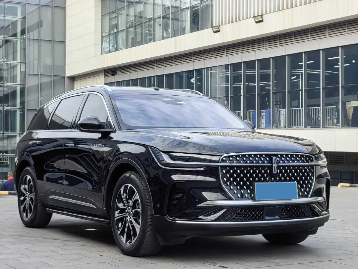 2023 Lincoln Nautilus 2.0T 261HP L4 8AT,autocango,china used car exporter,china ev exporter,chinese used car exporter,chinese used ev exporter
