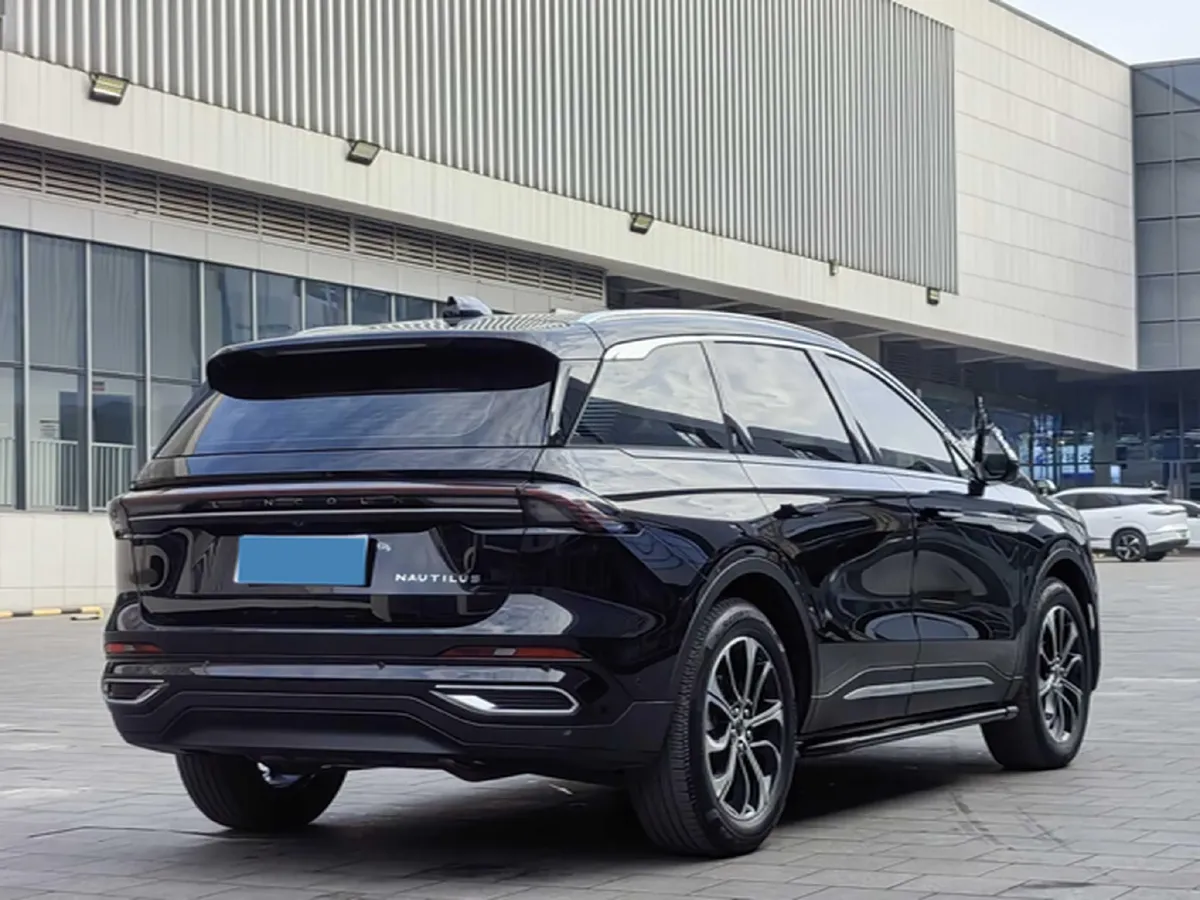 2023 Lincoln Nautilus 2.0T 261HP L4 8AT,autocango,china used car exporter,china ev exporter,chinese used car exporter,chinese used ev exporter