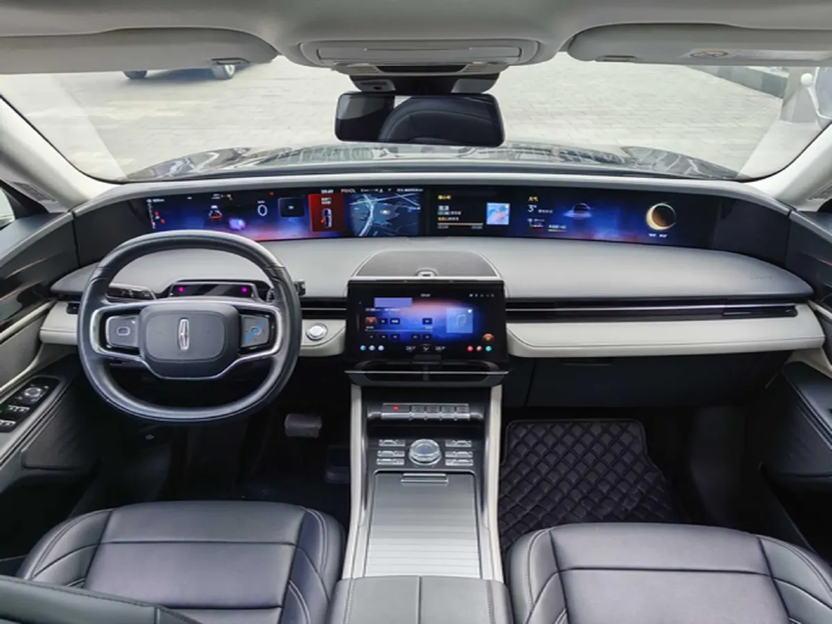 2023 Lincoln Nautilus 2.0T 261HP L4 8AT,autocango,china used car exporter,china ev exporter,chinese used car exporter,chinese used ev exporter