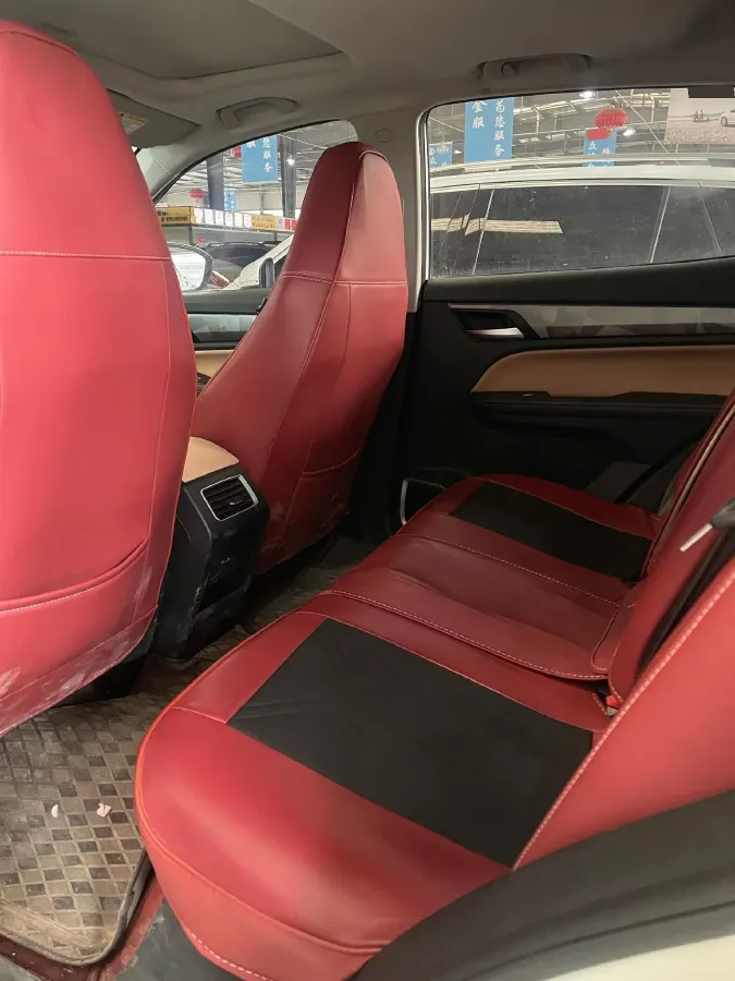 2024 Geely OkavangoPRO 1.5T 181HP L4 7DCT,autocango,china used car exporter,china ev exporter,chinese used car exporter,chinese used ev exporter