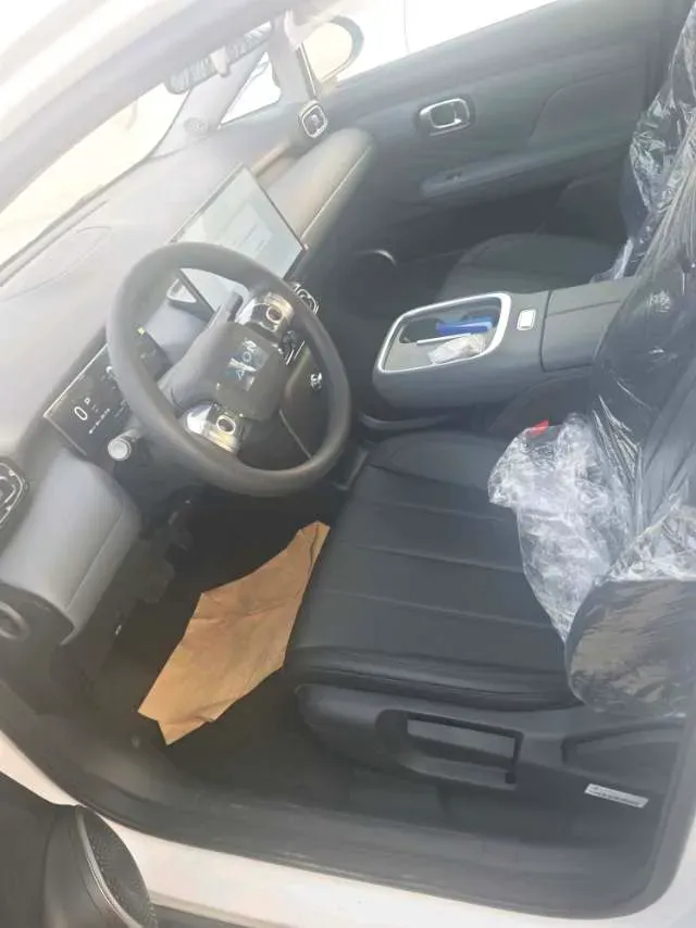 2025 Aion AION UT BEV,autocango,china used car exporter,china ev exporter,chinese used car exporter,chinese used ev exporter