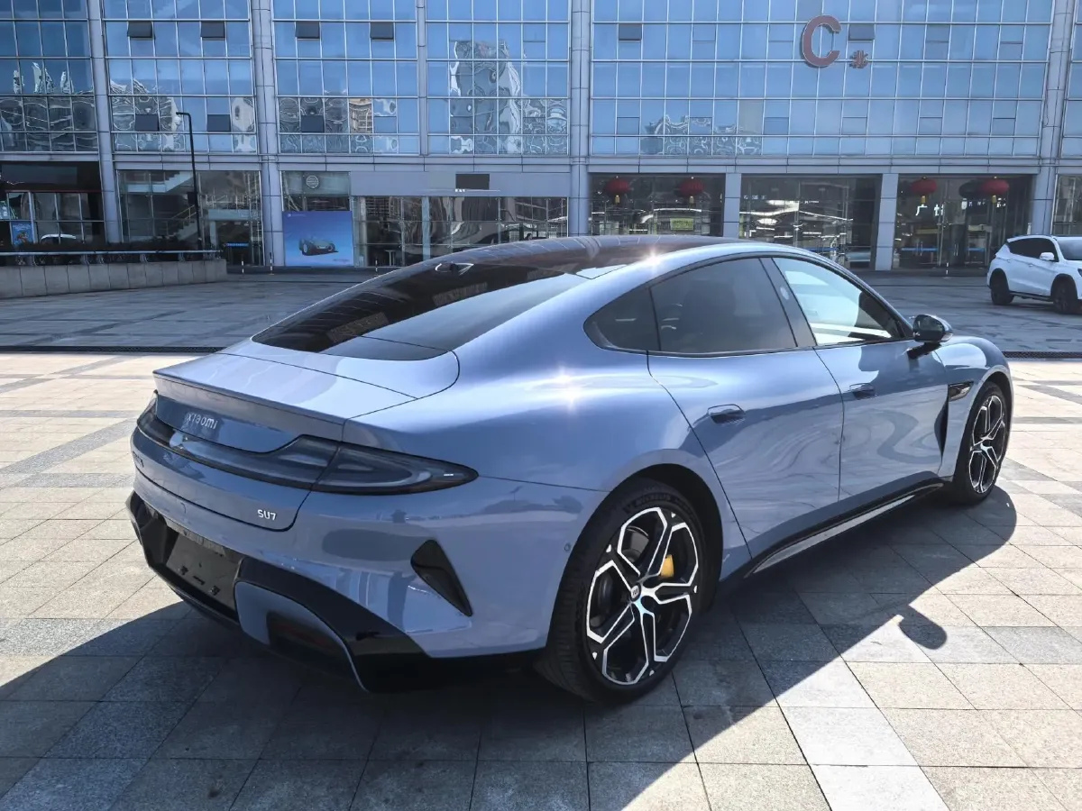 2024 MI SU7 BEV 73.6KWH,autocango,china used car exporter,china ev exporter,chinese used car exporter,chinese used ev exporter