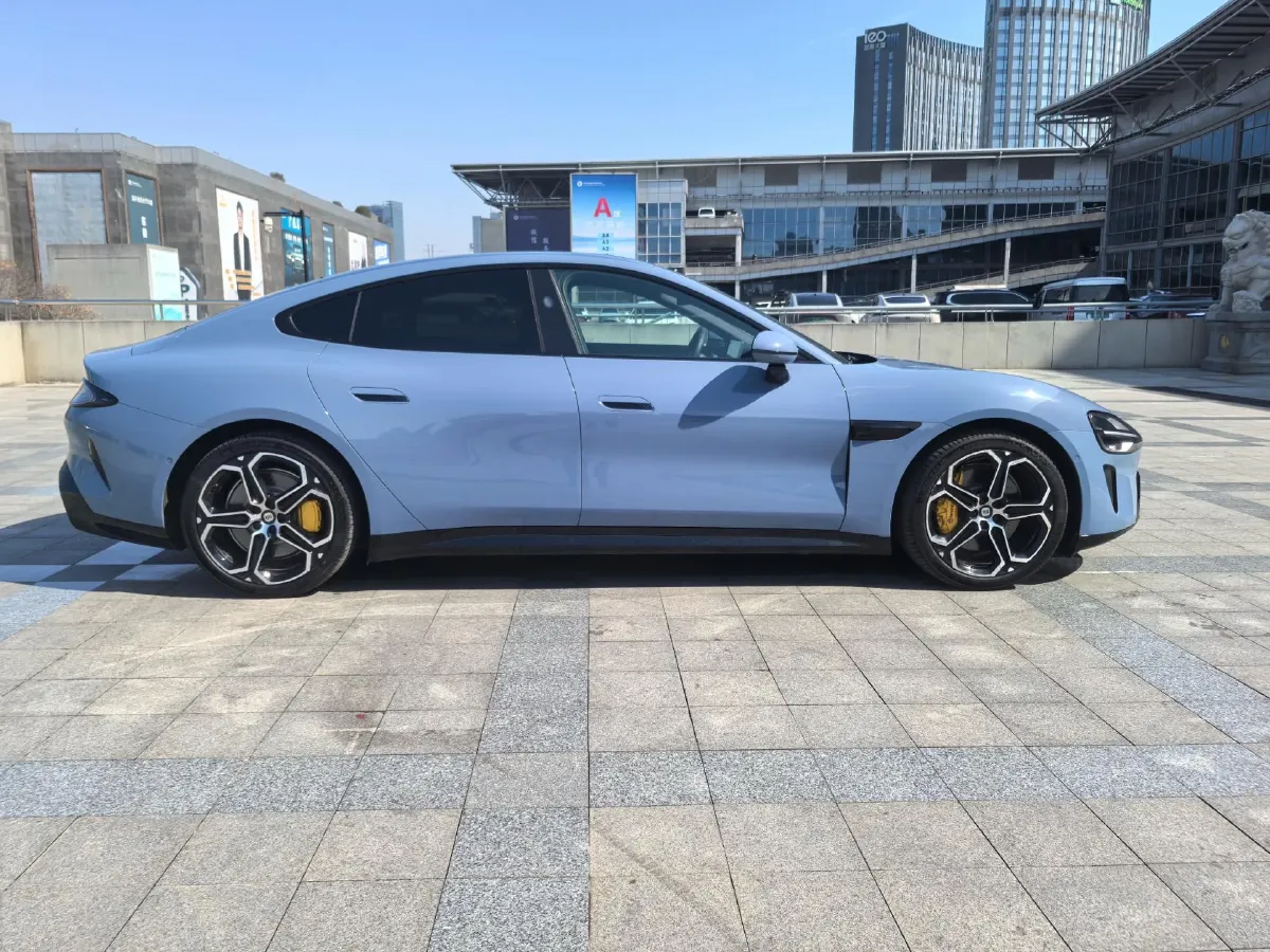 2024 MI SU7 BEV 73.6KWH,autocango,china used car exporter,china ev exporter,chinese used car exporter,chinese used ev exporter