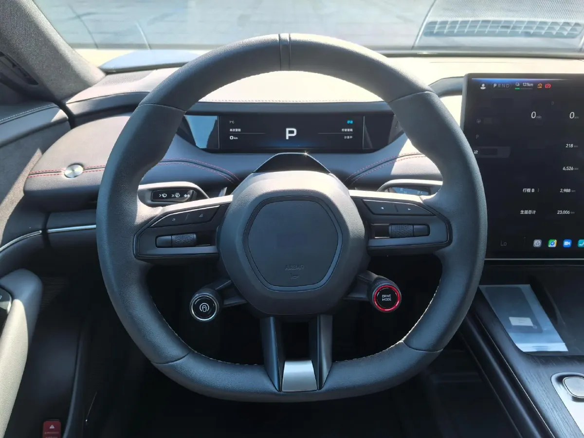 2024 MI SU7 BEV 73.6KWH,autocango,china used car exporter,china ev exporter,chinese used car exporter,chinese used ev exporter