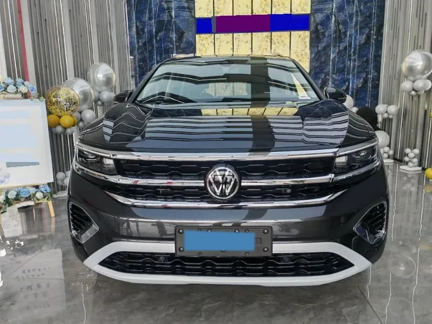 2022 Volkswagen Talagon 2.0T 220HP L4 7DCT,autocango,china used car exporter,china ev exporter,chinese used car exporter,chinese used ev exporter