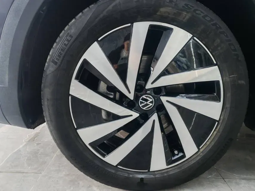 2022 Volkswagen Talagon 2.0T 220HP L4 7DCT,autocango,china used car exporter,china ev exporter,chinese used car exporter,chinese used ev exporter