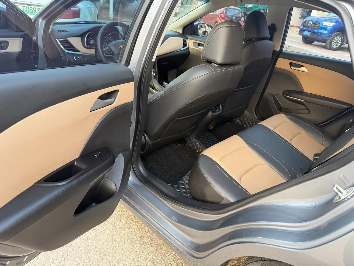 2022 Chevrolet Monza 1.5L 113HP L4 6AT,autocango,china used car exporter,china ev exporter,chinese used car exporter,chinese used ev exporter