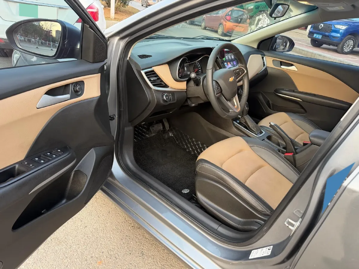 2022 Chevrolet Monza 1.5L 113HP L4 6AT,autocango,china used car exporter,china ev exporter,chinese used car exporter,chinese used ev exporter