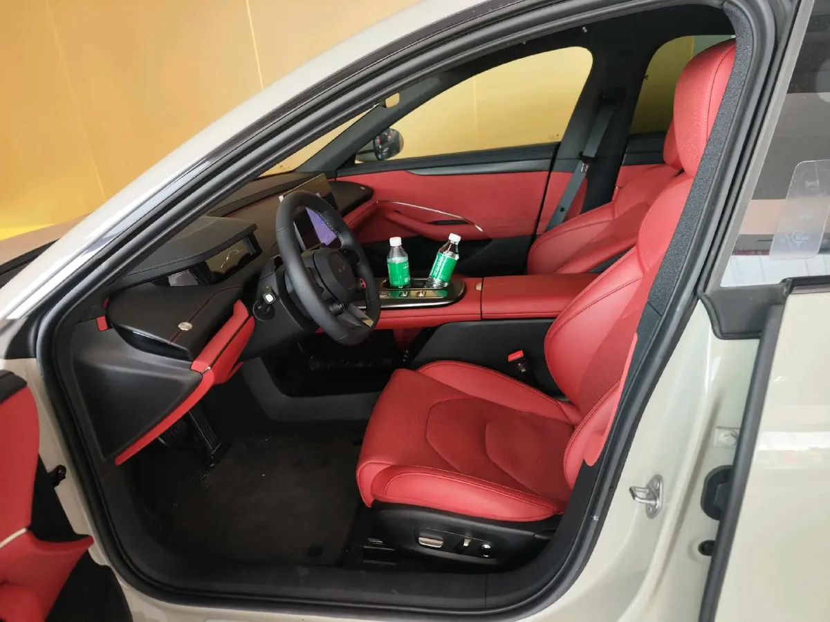 2024 MI SU7 BEV 73.6KWH,autocango,china used car exporter,china ev exporter,chinese used car exporter,chinese used ev exporter