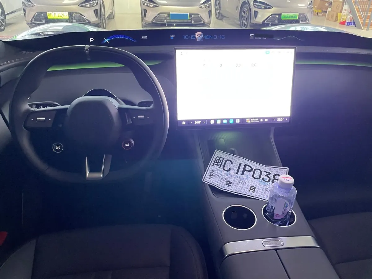 2025 MI YU7 BEV 96.3KWH,autocango,china used car exporter,china ev exporter,chinese used car exporter,chinese used ev exporter