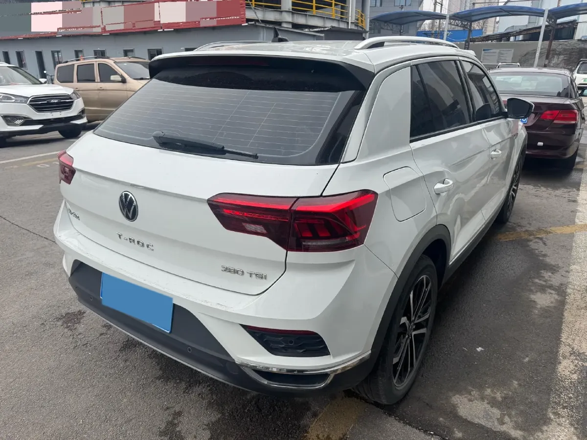 2022 Volkswagen T-Roc 1.4T 150HP L4 7DCT,autocango,china used car exporter,china ev exporter,chinese used car exporter,chinese used ev exporter