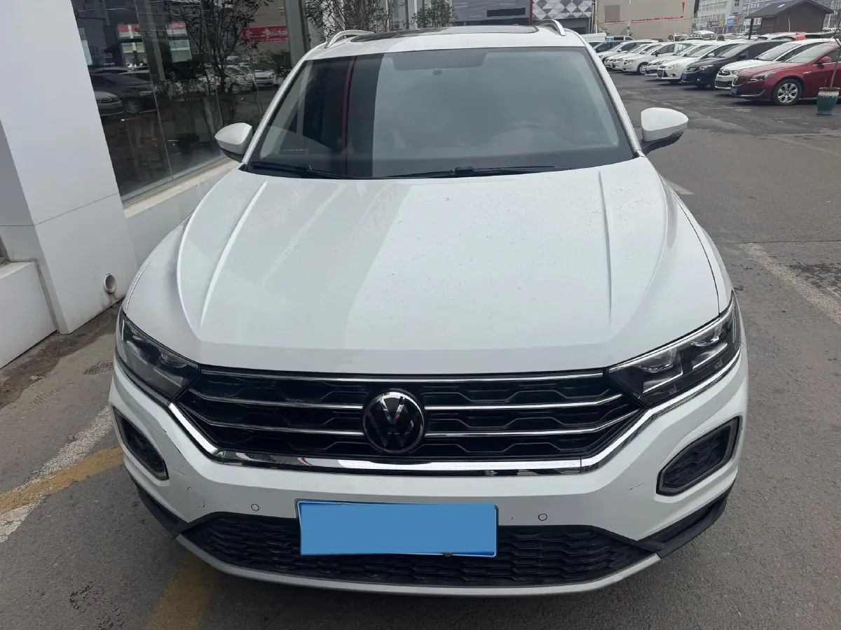 2022 Volkswagen T-Roc 1.4T 150HP L4 7DCT,autocango,china used car exporter,china ev exporter,chinese used car exporter,chinese used ev exporter
