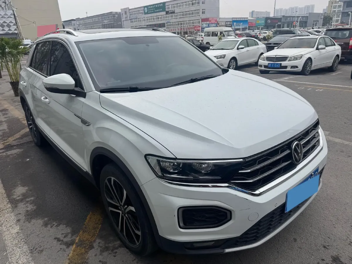 2022 Volkswagen T-Roc 1.4T 150HP L4 7DCT,autocango,china used car exporter,china ev exporter,chinese used car exporter,chinese used ev exporter