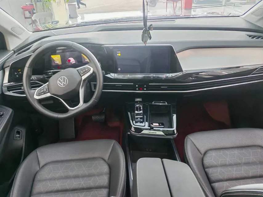 2024 Volkswagen Talagon 2.0T 220HP L4 7DCT,autocango,china used car exporter,china ev exporter,chinese used car exporter,chinese used ev exporter