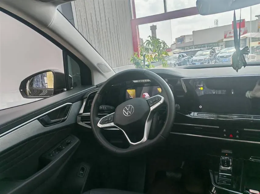 2024 Volkswagen Talagon 2.0T 220HP L4 7DCT,autocango,china used car exporter,china ev exporter,chinese used car exporter,chinese used ev exporter