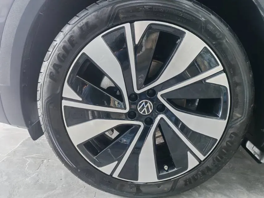2024 Volkswagen Talagon 2.0T 220HP L4 7DCT,autocango,china used car exporter,china ev exporter,chinese used car exporter,chinese used ev exporter