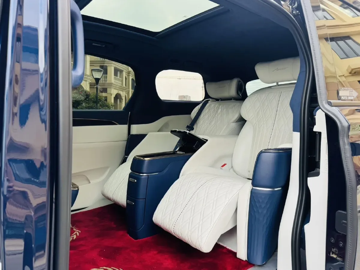 2020 Buick GL8 2.0T 237HP L4 9AT,autocango,china used car exporter,china ev exporter,chinese used car exporter,chinese used ev exporter