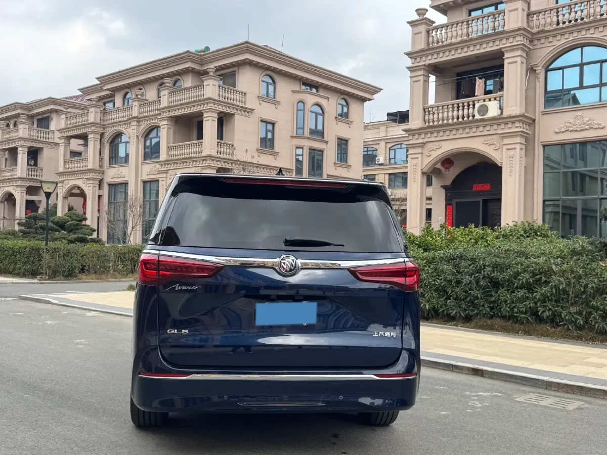 2020 Buick GL8 2.0T 237HP L4 9AT,autocango,china used car exporter,china ev exporter,chinese used car exporter,chinese used ev exporter