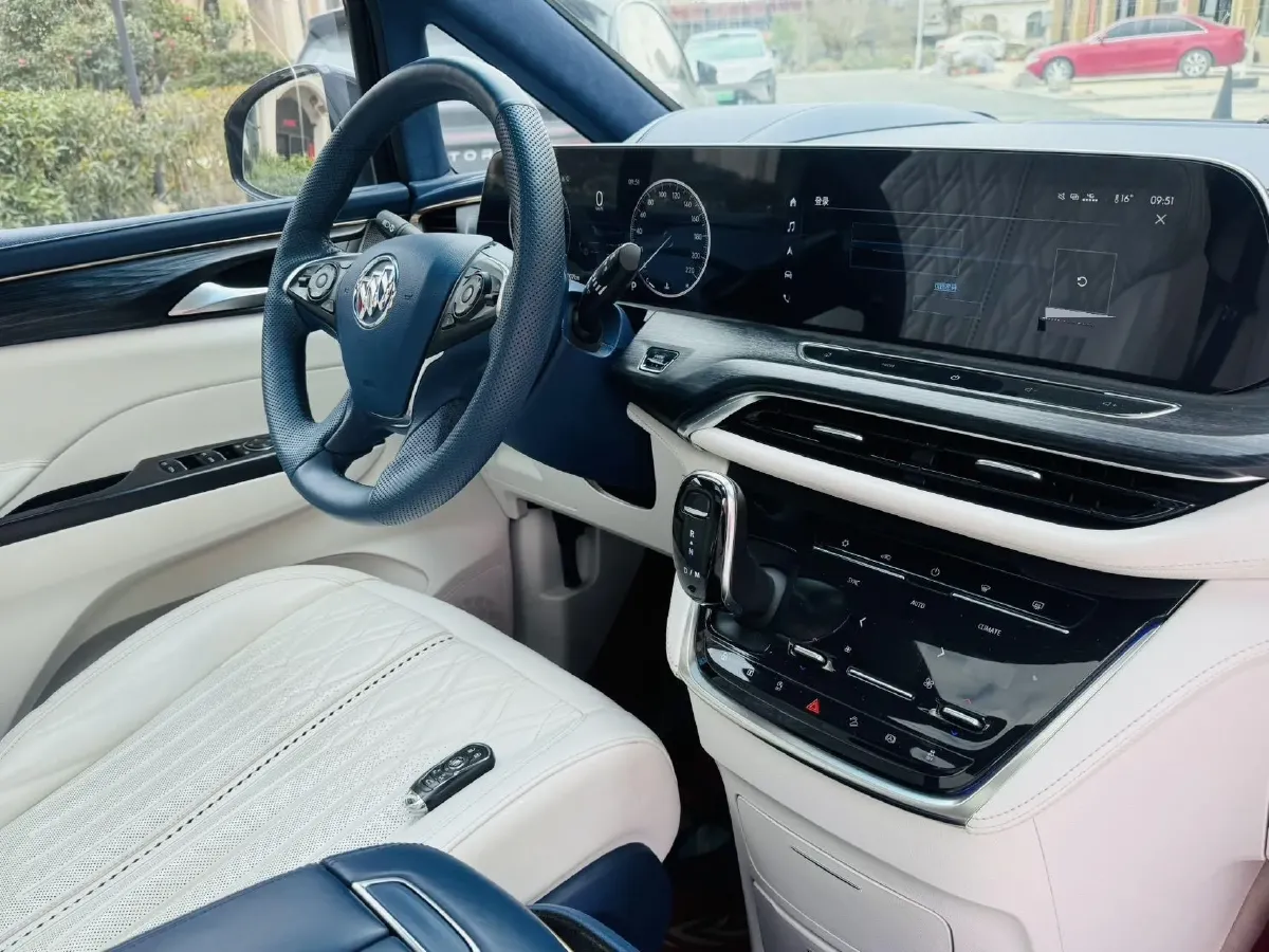 2020 Buick GL8 2.0T 237HP L4 9AT,autocango,china used car exporter,china ev exporter,chinese used car exporter,chinese used ev exporter