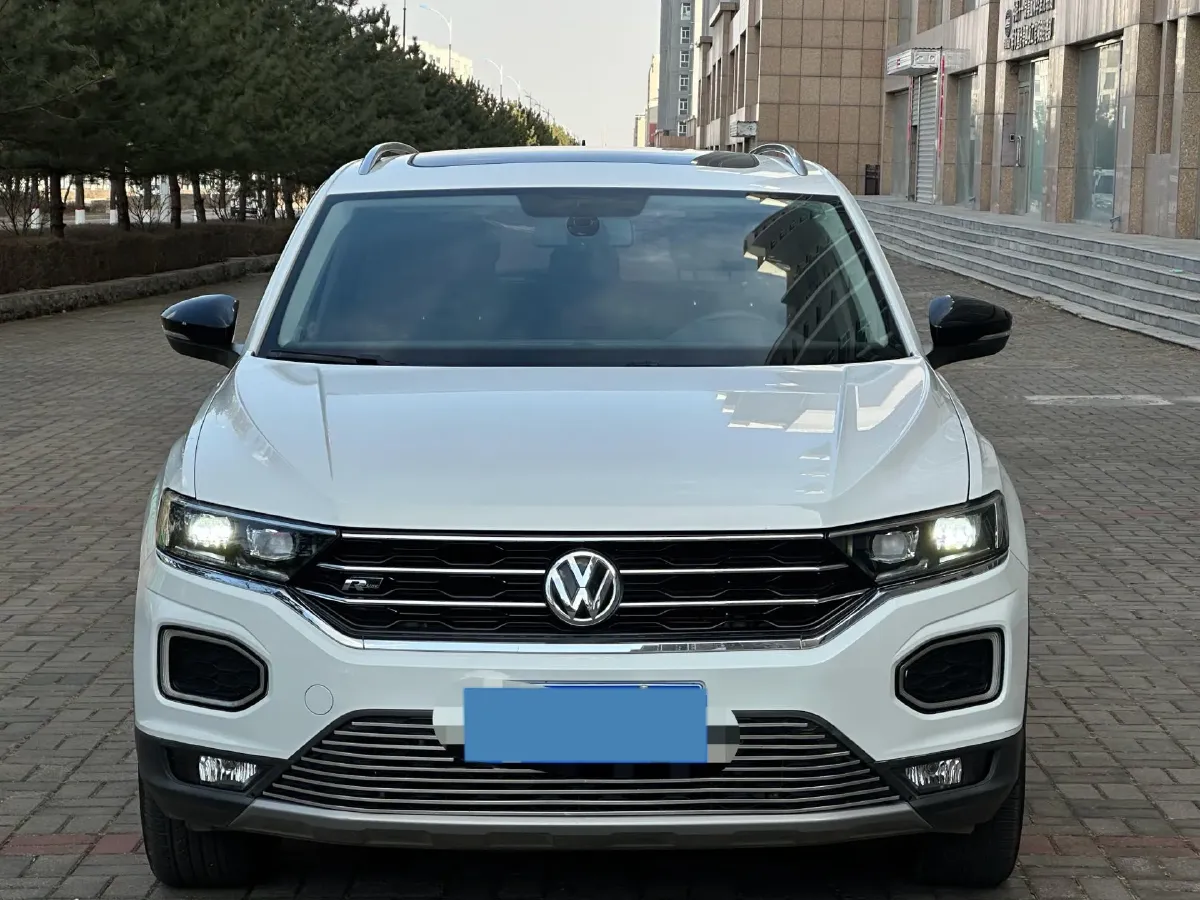 2020 Volkswagen T-Roc 1.4T 131HP L4 7DCT,autocango,china used car exporter,china ev exporter,chinese used car exporter,chinese used ev exporter