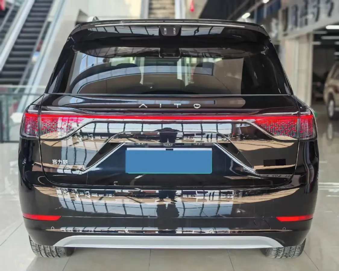 2025 AITO AITO M9 REEV 160HP REEV 52KWH,autocango,china used car exporter,china ev exporter,chinese used car exporter,chinese used ev exporter