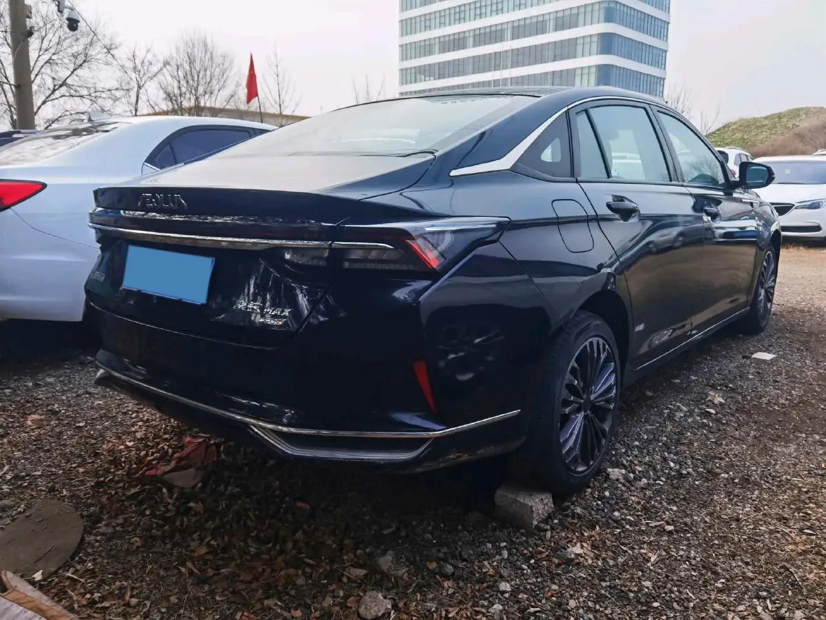 2021 DongFeng Aeolus YiXuan MAX 1.5T 190HP L4 7DCT,autocango,china used car exporter,china ev exporter,chinese used car exporter,chinese used ev exporter