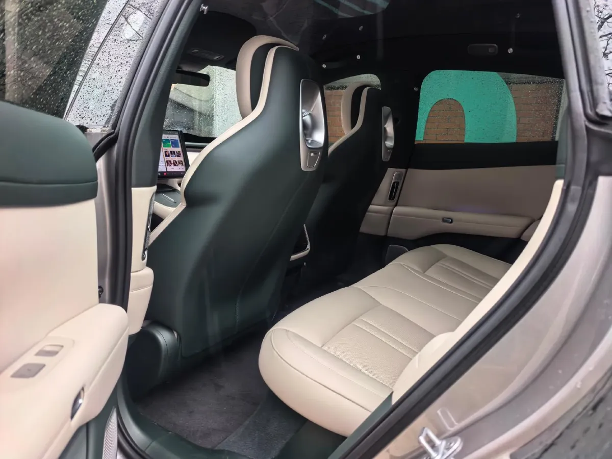 2025 MI YU7 BEV 96.3KWH,autocango,china used car exporter,china ev exporter,chinese used car exporter,chinese used ev exporter