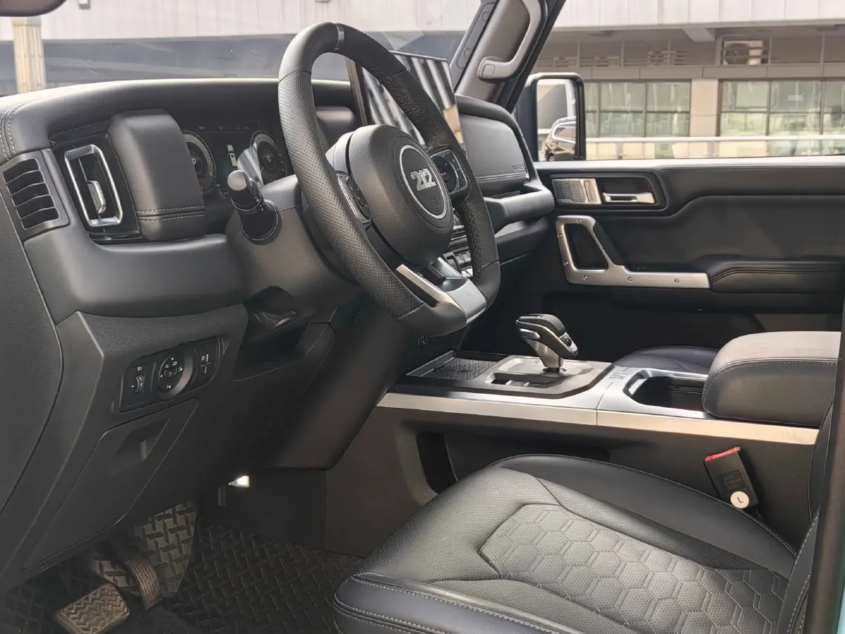 2025 212 212 T01 2.0T 252HP L4 8AT,autocango,china used car exporter,china ev exporter,chinese used car exporter,chinese used ev exporter