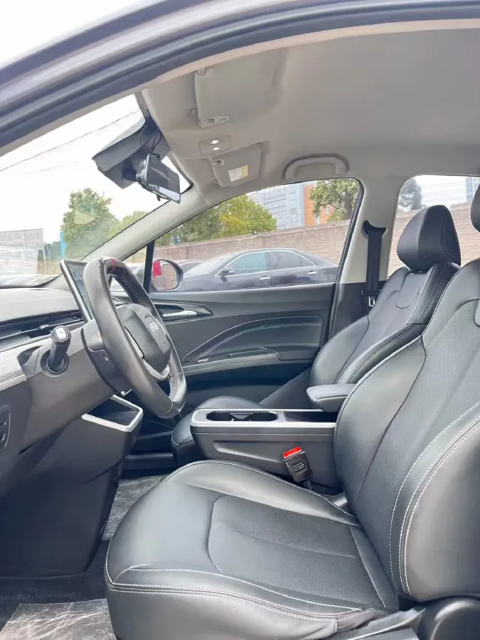 2022 Leapmotor T03 BEV 41KWH,autocango,china used car exporter,china ev exporter,chinese used car exporter,chinese used ev exporter