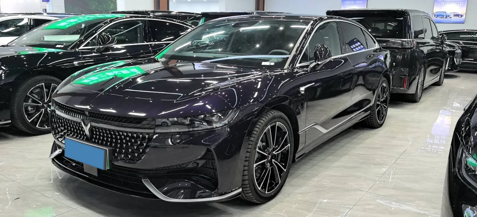 2024 Voyah ZhuiGuang 1.5T 136HP L4 PHEV 43KWH,autocango,china used car exporter,china ev exporter,chinese used car exporter,chinese used ev exporter