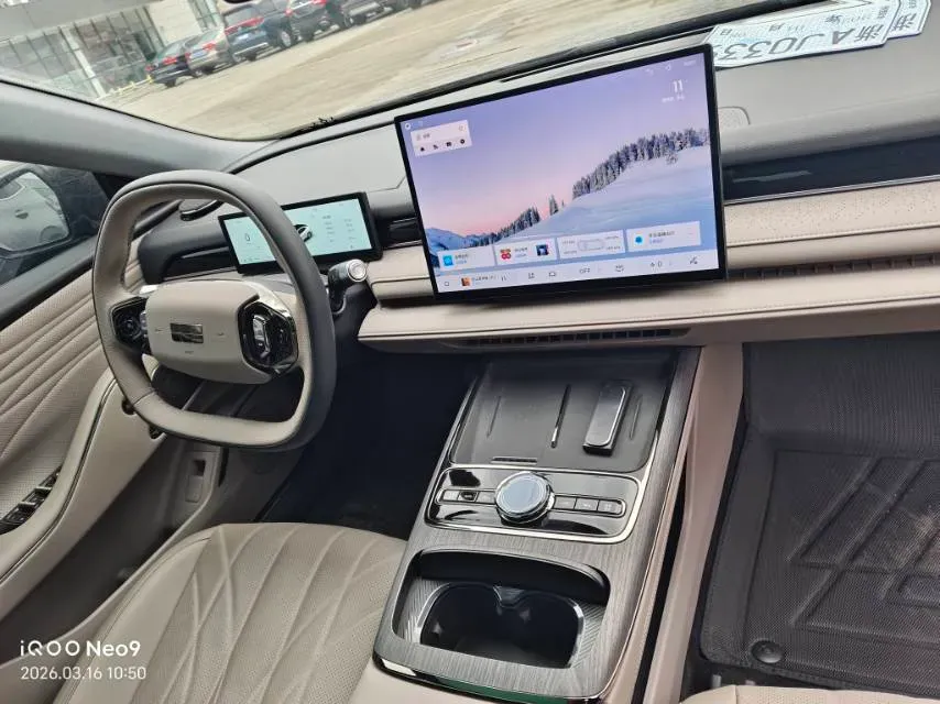 2025 Geely Galaxy Starshine 8 1.5L 112HP L4 1DHT PHEV,autocango,china used car exporter,china ev exporter,chinese used car exporter,chinese used ev exporter