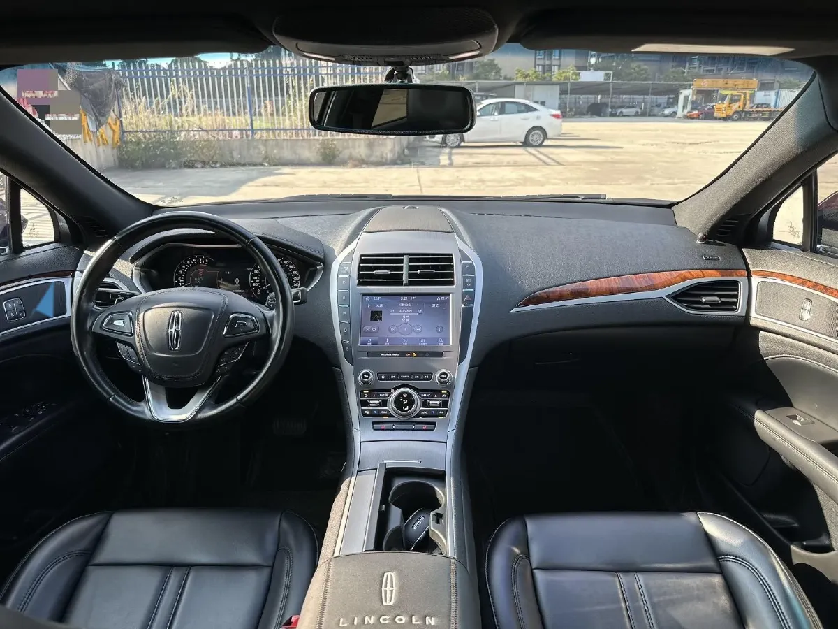 2019 BMW X2 1.5T 140HP L3 7DCT,autocango,china used car exporter,china ev exporter,chinese used car exporter,chinese used ev exporter