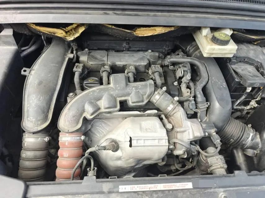 2014 DS 5 1.6T 163HP L4 6AT,autocango,china used car exporter,china ev exporter,chinese used car exporter,chinese used ev exporter