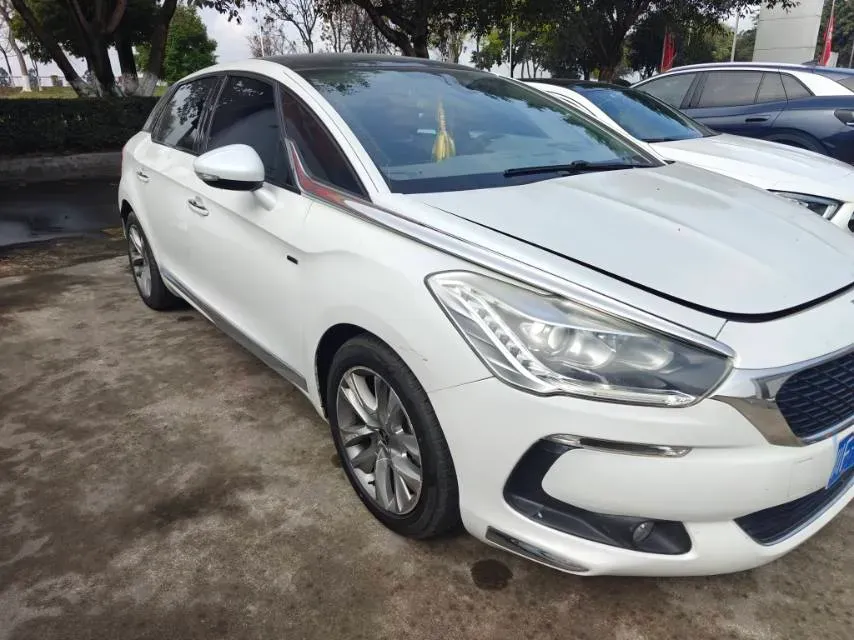 2014 DS 5 1.6T 163HP L4 6AT,autocango,china used car exporter,china ev exporter,chinese used car exporter,chinese used ev exporter
