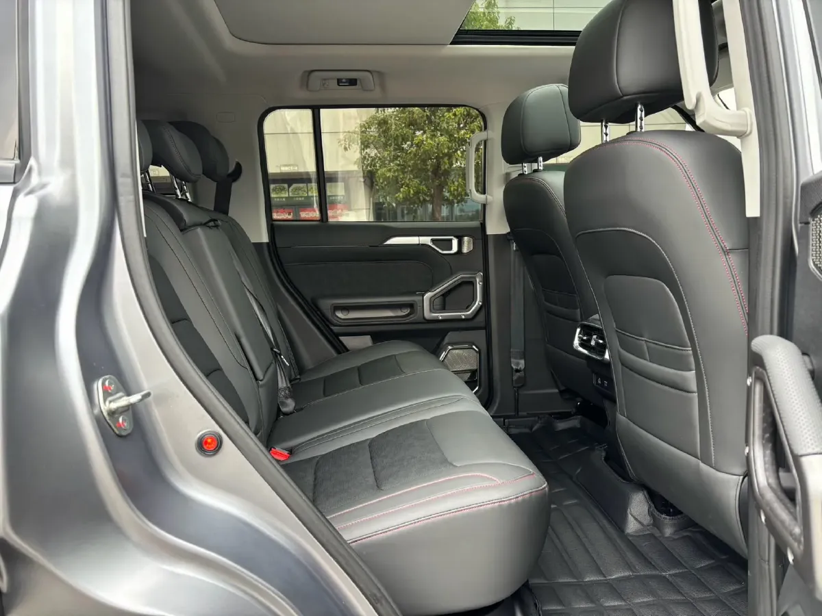 2023 Jetour Traveller 1.5T 184HP L4 7DCT,autocango,china used car exporter,china ev exporter,chinese used car exporter,chinese used ev exporter