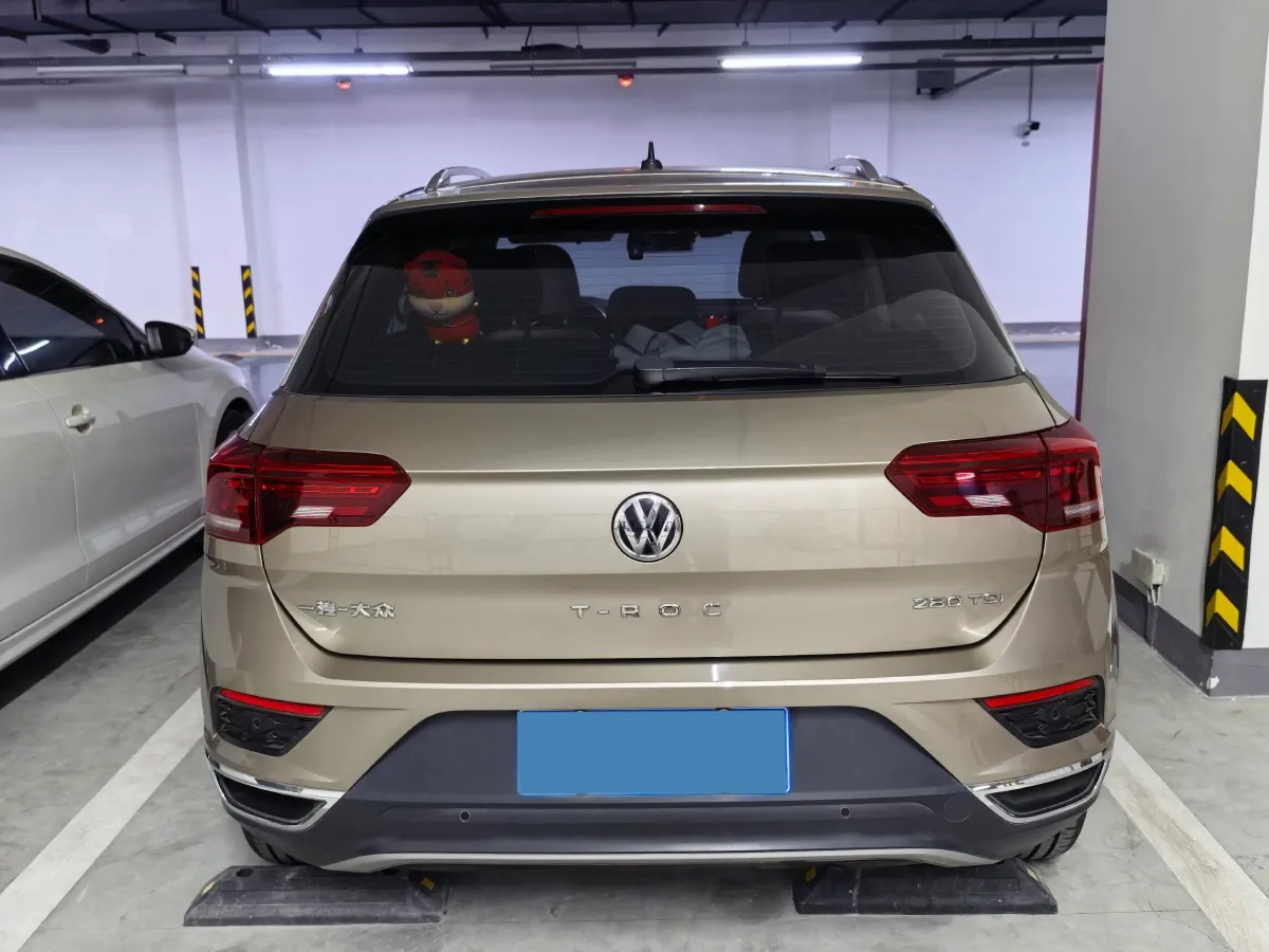 2020 Volkswagen T-Roc 1.4T 150HP L4 7DCT,autocango,china used car exporter,china ev exporter,chinese used car exporter,chinese used ev exporter