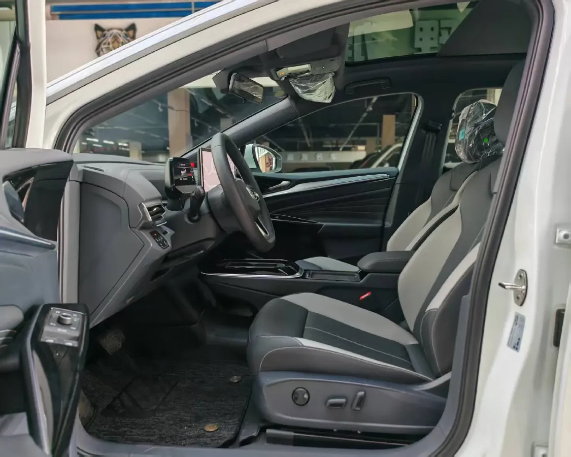 2025 Skoda Superb 2.0T 186HP L4 7DCT,autocango,china used car exporter,china ev exporter,chinese used car exporter,chinese used ev exporter