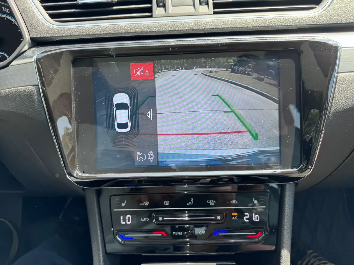 2019 Skoda Superb 1.4T 150HP L4 7DCT,autocango,china used car exporter,china ev exporter,chinese used car exporter,chinese used ev exporter