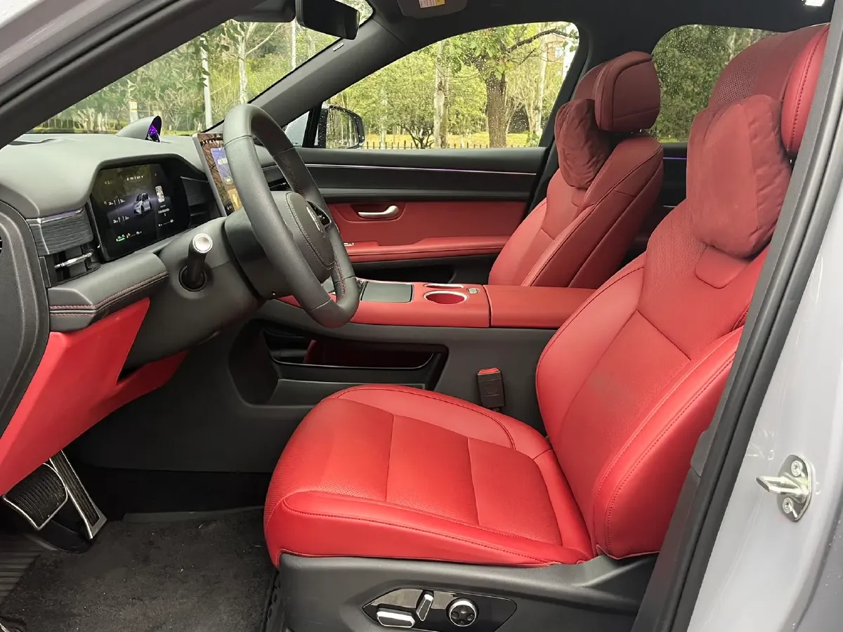 2025 AITO AITO M5 1.5T 152HP L4 REEV 42KWH,autocango,china used car exporter,china ev exporter,chinese used car exporter,chinese used ev exporter