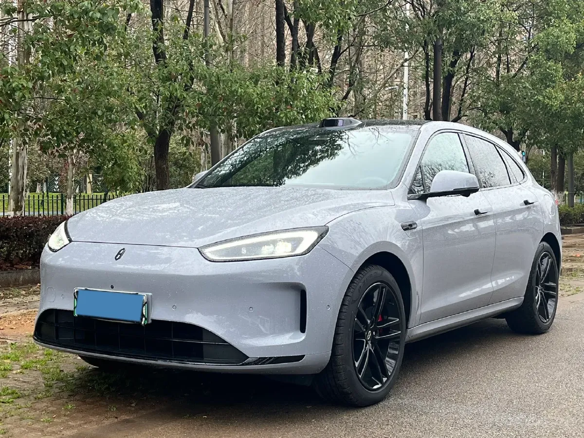 2025 AITO AITO M5 1.5T 152HP L4 REEV 42KWH,autocango,china used car exporter,china ev exporter,chinese used car exporter,chinese used ev exporter