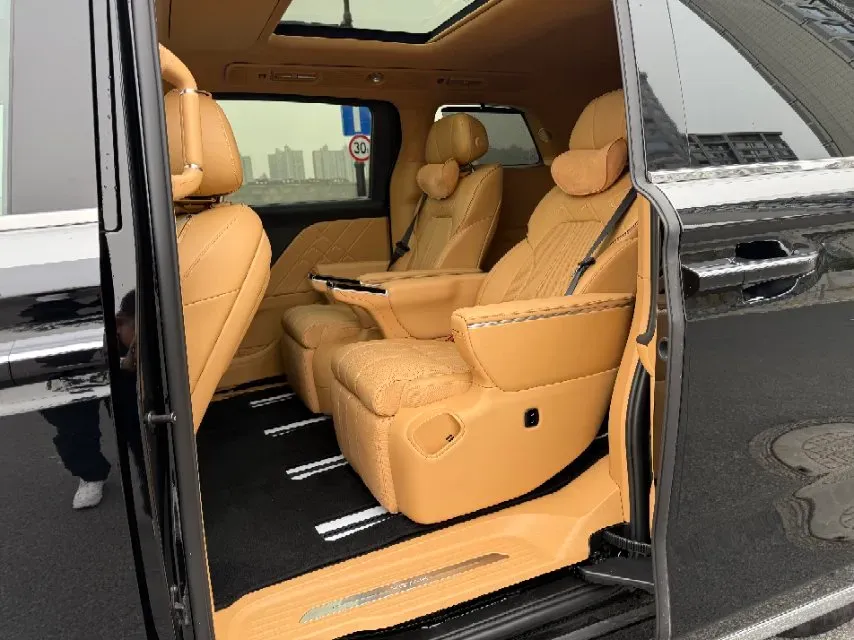 2026 Voyah Dream 1.5T 150HP L4 PHEV,autocango,china used car exporter,china ev exporter,chinese used car exporter,chinese used ev exporter