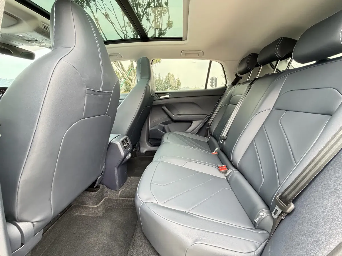 2025 Volkswagen Tharu 1.5T 160HP L4 7DCT,autocango,china used car exporter,china ev exporter,chinese used car exporter,chinese used ev exporter