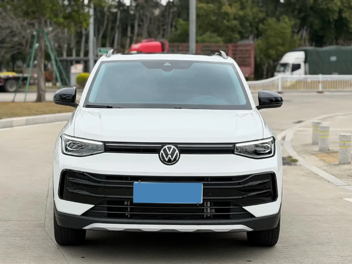 2025 Volkswagen Tharu 1.5T 160HP L4 7DCT,autocango,china used car exporter,china ev exporter,chinese used car exporter,chinese used ev exporter